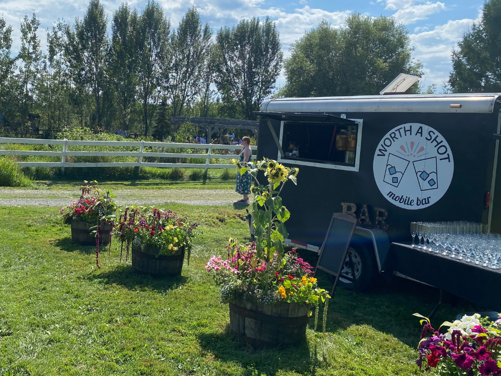 Bartending trailer outside